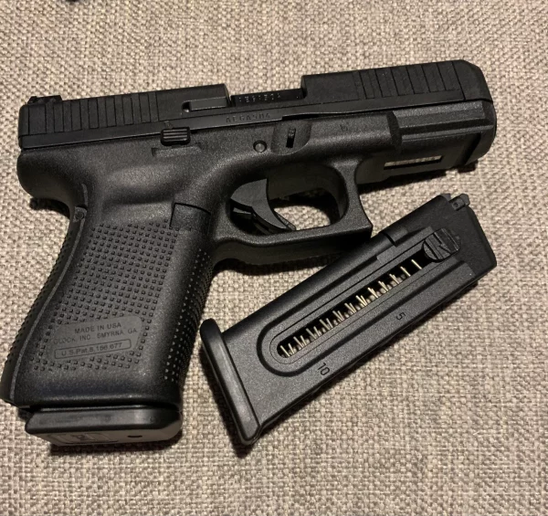 GLOCK 44